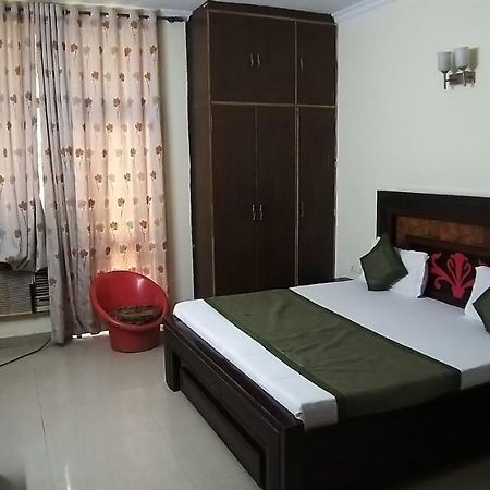 Hotel Home Stay Dwarka Delhi Zewnętrze zdjęcie