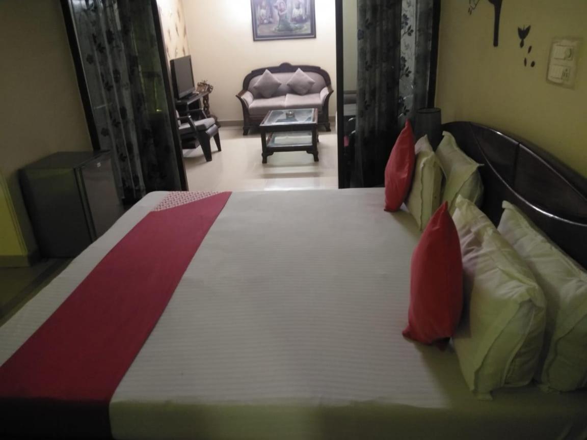 Hotel Home Stay Dwarka Delhi Zewnętrze zdjęcie